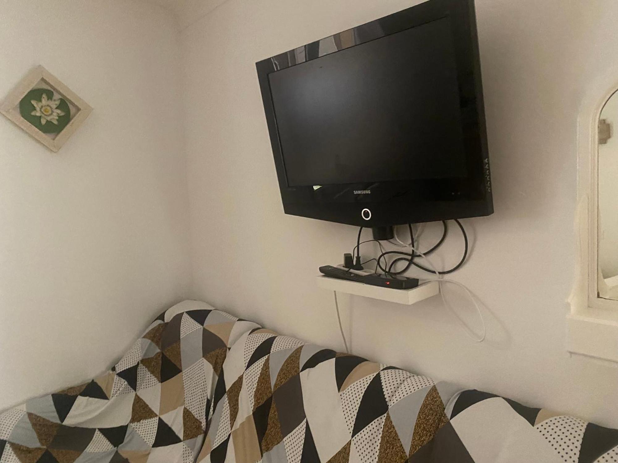 Appartement Studio Neuf Bas De Villa Gorges Du Verdon A Riez Exterior foto